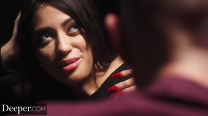 Fucking an exotic girl by the mirror in an empty room