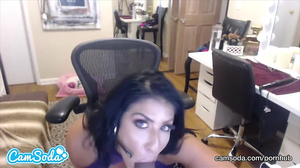 Big Ass brunette MILF fingering - dildo fucking pussy.